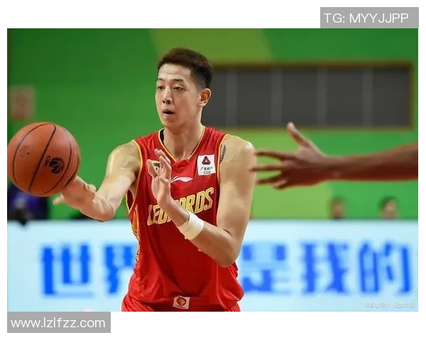 广东队与深圳队季后赛今晚激战正酣期待精彩对决与精彩表现